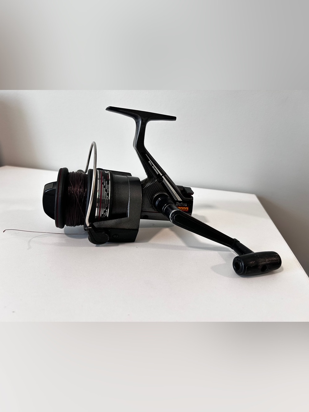 Daiwa Bw4000 Spinning Reel Fishing Graphite Spool Internal Bail